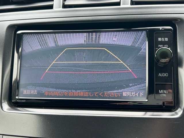 トヨタ プリウス α S 千葉県 2014(平26)年 7.7万km ブラック 純正SDナビ/Bluetooth接続/ビルトインETC/オートエアコン/バックカメラ/前後ドライブレコーダー/電動格納ウィンカーミラー/オートウィンドウ/オートライト/プッシュスタート/スマートキー（スペアキー1本）/純正フロアマット/社外17インチアルミホイール/ABS/ダブル・サイド・カーテンエアバッグ/盗難防止装置