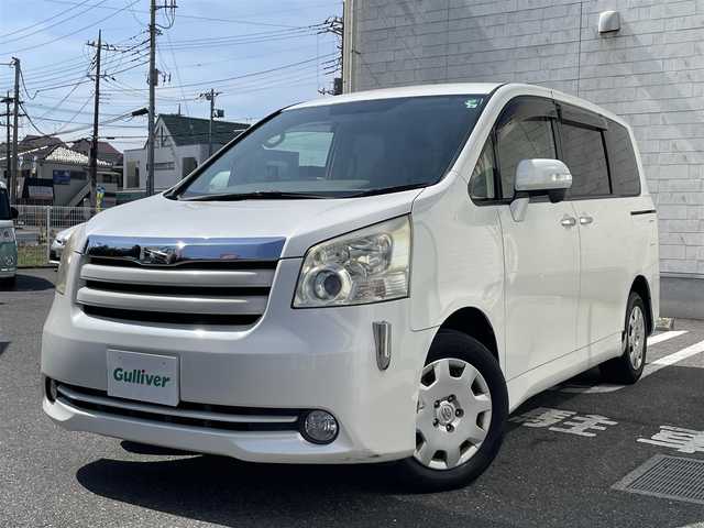 トヨタ ノア X スマートエディション 埼玉県 2009(平21)年 11.1万km ホワイトパールクリスタルシャイン 純正HDDナビ/　DTV/SD/DVD/MSC/AUX/Bluetooth/【NHZN-W59G】/純正9型後席ディスプレイ/【V9T-R59C】/両側パワースライドドア/バックカメラ/プッシュスタート/社外ドライブレコーダー前後/ビルトインETC/ドアバイザー/スマートキー/スペアキー×１