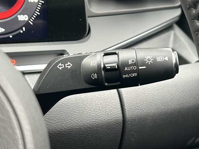 日産 オーラ G FOUR レザーエディション 福島県 2024(令6)年 1.3万km ガーネットレッド/スーパーブラック 2トーン ワンオーナー　９インチナビ　全周囲Ｃ　フルセグ　ＤＶＤ再生　ＢＴ　デジタルインナーミラー　ブラックレザーシート　シートヒーター　ハンドルヒーター　ＢＳＭ　純正１７インチＡＷ　夏タイヤ積込　スペアキー