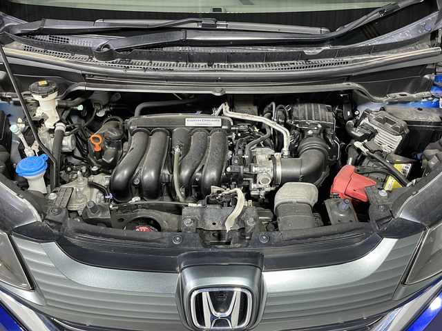 ホンダ フリード＋ G ホンダセンシング 福岡県 2018(平30)年 5.1万km コバルトブルーパール 純正メモリナビ/・CD/DVD/BT/フルセグTV/・バックモニター/ホンダセンシング/両側パワースライドドア/ビルトインETC/前方ドライブレコーダー/革巻きステアリング/・ステアリングリモコン/ハーフレザーシート/LEDヘッドライト/・オートライト/プッシュスタート/・スマートキー/純正15インチアルミホイール/純正フロアマット