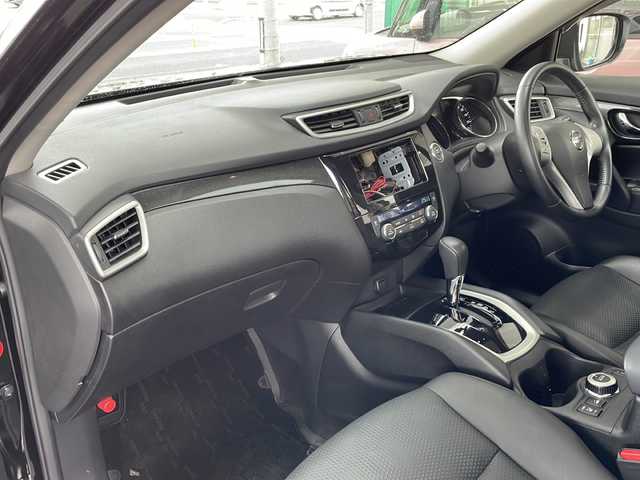 日産 エクストレイル 20X エマージェンシーブレーキ 山形県 2015(平27)年 5.4万km ダイヤモンドブラック ワンオーナー/サンルーフ/前席シートヒーター/アイドリングストップ/オートライト/LEDヘッドライト/フォグランプ/コーナーセンサー/純正リモコンエンジンスターター/スマートキー２個/純正17インチアルミ/社外17インチアルミ（スタッドレス2024年製造）車載