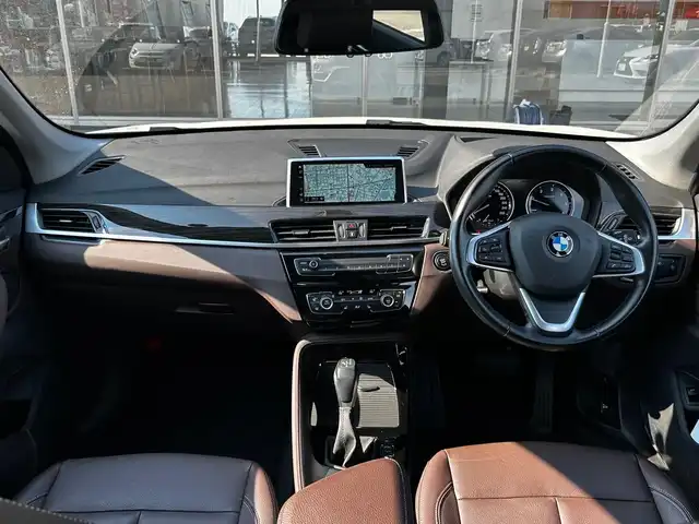 ＢＭＷ Ｘ１ xDrive 18d xライン 富山県 2019(令1)年 3.1万km パール HDDナビ/AM/FMラジオ/Bluetooth接続/USB接続/バックカメラ/コーナーセンサー/ヘッドアップディスプレイ/ACC/アイドリングストップ/プッシュスタート/ミラー内臓ETC/パワーバックドア/純正18インチAW