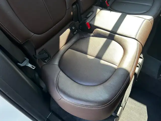 ＢＭＷ Ｘ１ xDrive 18d xライン 富山県 2019(令1)年 3.1万km パール HDDナビ/AM/FMラジオ/Bluetooth接続/USB接続/バックカメラ/コーナーセンサー/ヘッドアップディスプレイ/ACC/アイドリングストップ/プッシュスタート/ミラー内臓ETC/パワーバックドア/純正18インチAW