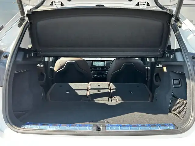 ＢＭＷ Ｘ１ xDrive 18d xライン 富山県 2019(令1)年 3.1万km パール HDDナビ/AM/FMラジオ/Bluetooth接続/USB接続/バックカメラ/コーナーセンサー/ヘッドアップディスプレイ/ACC/アイドリングストップ/プッシュスタート/ミラー内臓ETC/パワーバックドア/純正18インチAW