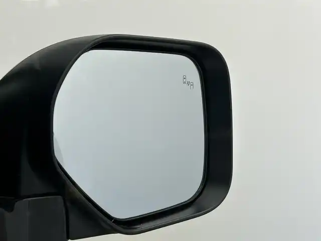 三菱 デリカＤ：５ シャモニー 千葉県 2025(令7)年 0.1千km ホワイトダイヤモンド オリジナルナビ取付パッケージ＋リアモニター取付パッケージ/登録済未使用車/４WD/三菱e-Assist/・衝突被害軽減ブレーキシステム/・誤発進抑制機能（前進時）/・車線逸脱警報システム［LDW］/・レーダークルーズコントロールシステム/・オートマチックハイビーム/両側パワースライドドア/パワーバックドア/デリカD:5専用アルパイン１１型メモリナビ/・型番：EX11NX/・CD/DVD/USB/HDMI/Bluetooth/フルセグTV/・アラウンドビューモニター/革巻きステアリング/・ステアリングスイッチ/・ステアリングヒーター/・パドルシフト/ハーフレザーシート/・DNシートヒーター/電子パーキング/・ブレーキホールド/純正18インチAW/オートライト/・LEDヘッドライト/・LEDフォグランプ