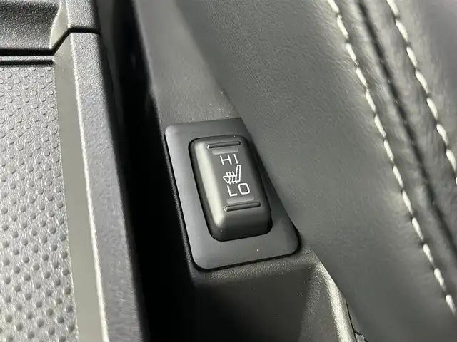 三菱 デリカＤ：５ シャモニー 千葉県 2025(令7)年 0.1千km ホワイトダイヤモンド オリジナルナビ取付パッケージ＋リアモニター取付パッケージ/登録済未使用車/４WD/三菱e-Assist/・衝突被害軽減ブレーキシステム/・誤発進抑制機能（前進時）/・車線逸脱警報システム［LDW］/・レーダークルーズコントロールシステム/・オートマチックハイビーム/両側パワースライドドア/パワーバックドア/デリカD:5専用アルパイン１１型メモリナビ/・型番：EX11NX/・CD/DVD/USB/HDMI/Bluetooth/フルセグTV/・アラウンドビューモニター/革巻きステアリング/・ステアリングスイッチ/・ステアリングヒーター/・パドルシフト/ハーフレザーシート/・DNシートヒーター/電子パーキング/・ブレーキホールド/純正18インチAW/オートライト/・LEDヘッドライト/・LEDフォグランプ