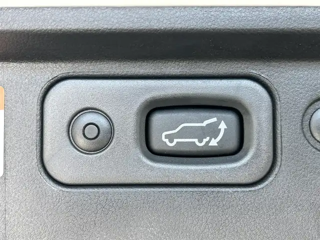 三菱 デリカＤ：５ シャモニー 千葉県 2025(令7)年 0.1千km ホワイトダイヤモンド オリジナルナビ取付パッケージ＋リアモニター取付パッケージ/登録済未使用車/４WD/三菱e-Assist/・衝突被害軽減ブレーキシステム/・誤発進抑制機能（前進時）/・車線逸脱警報システム［LDW］/・レーダークルーズコントロールシステム/・オートマチックハイビーム/両側パワースライドドア/パワーバックドア/デリカD:5専用アルパイン１１型メモリナビ/・型番：EX11NX/・CD/DVD/USB/HDMI/Bluetooth/フルセグTV/・アラウンドビューモニター/革巻きステアリング/・ステアリングスイッチ/・ステアリングヒーター/・パドルシフト/ハーフレザーシート/・DNシートヒーター/電子パーキング/・ブレーキホールド/純正18インチAW/オートライト/・LEDヘッドライト/・LEDフォグランプ