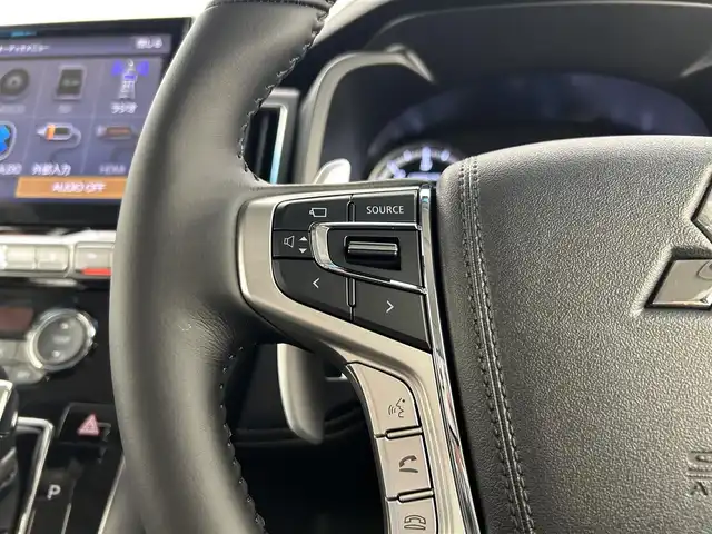 三菱 デリカＤ：５ シャモニー 千葉県 2025(令7)年 0.1千km ホワイトダイヤモンド オリジナルナビ取付パッケージ＋リアモニター取付パッケージ/登録済未使用車/４WD/三菱e-Assist/・衝突被害軽減ブレーキシステム/・誤発進抑制機能（前進時）/・車線逸脱警報システム［LDW］/・レーダークルーズコントロールシステム/・オートマチックハイビーム/両側パワースライドドア/パワーバックドア/デリカD:5専用アルパイン１１型メモリナビ/・型番：EX11NX/・CD/DVD/USB/HDMI/Bluetooth/フルセグTV/・アラウンドビューモニター/革巻きステアリング/・ステアリングスイッチ/・ステアリングヒーター/・パドルシフト/ハーフレザーシート/・DNシートヒーター/電子パーキング/・ブレーキホールド/純正18インチAW/オートライト/・LEDヘッドライト/・LEDフォグランプ