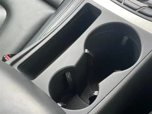 アウディ Ａ５ SB 2．0 TFSI クワトロ 山梨県 2016(平28)年 2.6万km 白 ４ＷＤ/Ｓラインパッケージ/ＡＣＣ/ＬＫＡ/ＢＳＡ/レザーシート/シートヒーター/純正ＨＤＤナビ/ＢＴ/ＣＤ/ＤＶＤ/ＴＶ/前席パワーシート/ＥＴＣ/スペアキー/取扱説明書/保証書