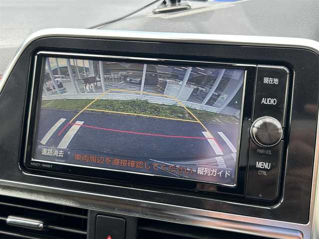 トヨタ シエンタ G 愛媛県 2016(平28)年 4.4万km シルバーM ワンオーナー/柿本改マフラー(純正マフラー有)/純正ナビ(NSZT-W66T)/・Bluetooth/・CD/DVD/フルセグTV/バックカメラ/ドライビング・セーフティ・センサーZERO(304V)/ETC/ドライブレコーダー/両側パワースライドドア/3列シート/社外フロアマット/社外15インチAW(SMACK)/トヨタセーフティセンス/衝突被害軽減システム/レーンキープアシスト/オートライト/オートマチックハイビーム/アイドリングストップ/プッシュスタート/スペアキー/取扱説明書/保証書