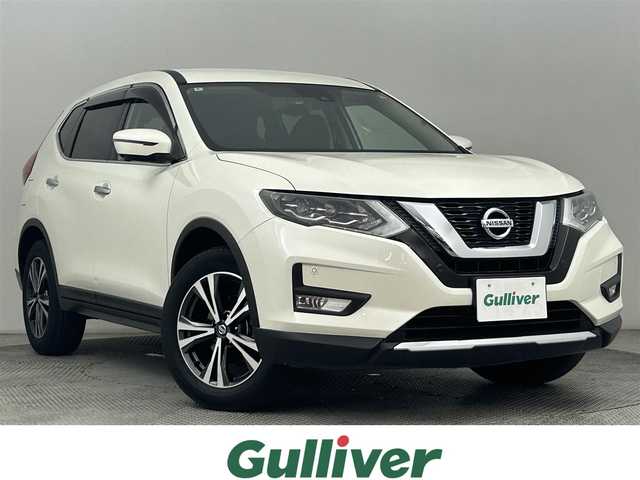 日産 エクストレイル 20Xi 道央・札幌 2018(平30)年 2.2万km ブリリアントホワイトパール ・4WD/・純正９インチメモリナビ/　BT／CD／DVD／フルセグ/・全方位カメラ/・純正前方ドライブレコーダー/・ETC/・プロパイロット/・エマージェンシーブレーキ/・レーダークルーズコントロール/・レーンキープアシスト/・横滑り防止/・前後コーナーセンサー/・電動リアゲート/・純正フロアマット/・純正サマー18インチAW/・LEDヘッドライト/・オートライト/・プッシュスタート/・スマートキー