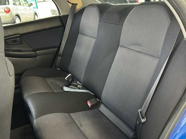 スバル インプレッサ ＷＲＸ NB 岐阜県 2001(平13)年 11.1万km WRブルーマイカ ワンオーナー /TEIN車高調/社外マフラー/社外ハンドル/社外15インチAW/（サマータイヤ付純正AW車載）/HIDヘッドライト/フォグランプ/社外Egスターター/スペアキー/ドアバイザー/純正フロアマット/取扱説明書/新車時保証書