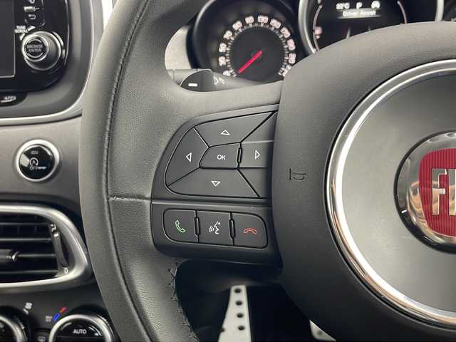 フィアット ５００Ｘ クロスプラス 秋田県 2016(平28)年 5.4万km BIANCO GHIACCIO 4WD/ポータブルナビ　/フルセグTV/AM/FM/Bluetooth/AUX/バックカメラ　/クルーズコントロール　/パドルシフト　/前席パワーシート　/前席シートヒーター　/ETC　/前後ドライブレコーダー/キセノンヘッドライト/フォグランプ　/レザーシート　/電動パーキング/純正フロアマット/純正ドアバイザー/純正アルミホイール/スマートキー