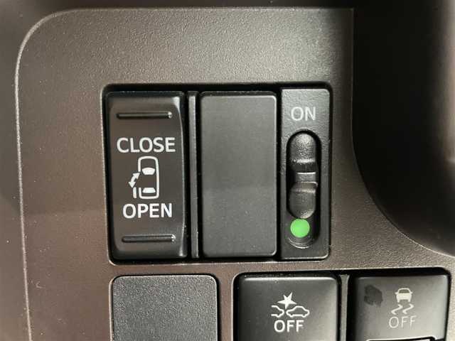 トヨタ タンク X S 鹿児島県 2018(平30)年 3.9万km パールホワイトⅢ 禁煙　/純正ナビ　/(ワンセグＴＶ/ＡＵＸ)/バックカメラ　/左側パワースライドドア　/後方コーナーセンサー　/横滑り防止機能　/車線逸脱警報　/純正フロアマット　/純正アルミホイール　/ロール式サンシェード　/ドアバイザー/スマートキー/プッシュスタート