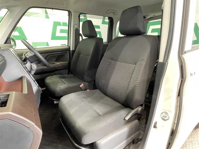 トヨタ タンク X S 鹿児島県 2018(平30)年 3.9万km パールホワイトⅢ 禁煙　/純正ナビ　/(ワンセグＴＶ/ＡＵＸ)/バックカメラ　/左側パワースライドドア　/後方コーナーセンサー　/横滑り防止機能　/車線逸脱警報　/純正フロアマット　/純正アルミホイール　/ロール式サンシェード　/ドアバイザー/スマートキー/プッシュスタート