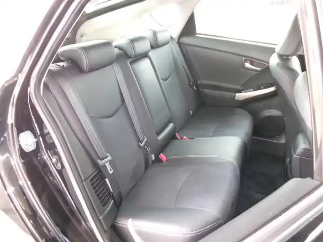 トヨタ プリウス ＰＨＶ G 群馬県 2014(平26)年 2.8万km アティチュードブラックマイカ ワンオーナー/合皮ハーフレザーシート/シートヒーター/ヒーター付革巻ハンドル/クルーズコントロール/SDナビ/フルセグテレビ/バックカメラ/ETC/200V充電ケーブル