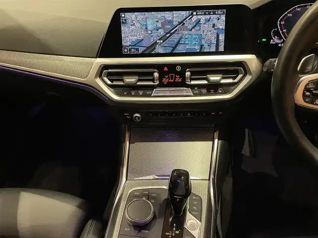 ＢＭＷ ３２０ｄ xDrive ツーリング Mスポーツ 道央・札幌 2021(令3)年 4.1万km サファイアブラックP メタリックペイント/パーキングアシストプラス/　・トップビュー+3Dビュー/　・サイドビューカメラ/　・PDC/コンフォートパッケージ/　・HiFiスピーカー/　・ラゲージコンパートメントパッケージ/　・ストレージパッケージ/Mライトアロイホイールダブルスポークスタイリング791Mバイカラー/ドライビングアシストプロフェッショナル/純正HDDナビ/USB/Bluetooth/LEDヘッドライト/ハーフレザーシート/Mパフォーマンスフロントスポイラー/パワーテールゲート
