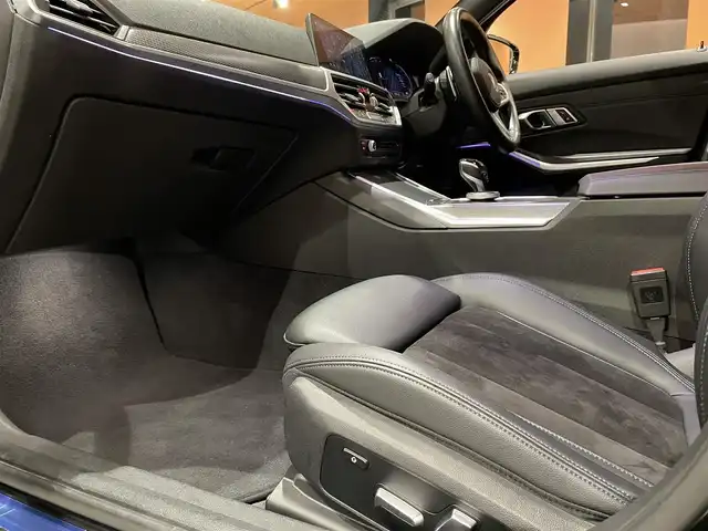 ＢＭＷ ３２０ｄ xDrive ツーリング Mスポーツ 道央・札幌 2021(令3)年 4.1万km サファイアブラックP メタリックペイント/パーキングアシストプラス/　・トップビュー+3Dビュー/　・サイドビューカメラ/　・PDC/コンフォートパッケージ/　・HiFiスピーカー/　・ラゲージコンパートメントパッケージ/　・ストレージパッケージ/Mライトアロイホイールダブルスポークスタイリング791Mバイカラー/ドライビングアシストプロフェッショナル/純正HDDナビ/USB/Bluetooth/LEDヘッドライト/ハーフレザーシート/Mパフォーマンスフロントスポイラー/パワーテールゲート