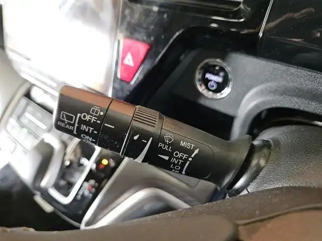 ホンダ ステップワゴン スパーダ ハイブリッド G EX ホンダセンシング 香川県 2018(平30)年 7.6万km モダンスティールM 〇純正ナビ/〇フルセグTV/〇両側パワースライドドア/〇バックカメラ/〇ビルトインETC/〇ドライブレコーダー/〇アダプティプクルーズコントロール/〇ホンダセンシング/〇SRSエアバッグ/〇LEDヘッドランプ/〇LEDフロントフォグランプ/〇プラズマクラスター付トリプルゾーンオートエアコン/〇革巻きステアリングホイール/〇ブラックソフトウィーブ/合皮コンビシート/〇シートヒーター/シートバックテーブル/〇ロールサンシェード/〇純正16インチアルミホイール/〇充電用USB端子/〇スマートキーシステム/〇禁煙車