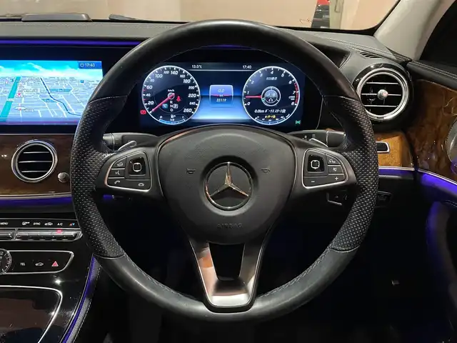 メルセデス・ベンツ Ｅ４００ 4マチック エクスクルーシブ 道央・札幌 2017(平29)年 3.4万km オブシディアンブラック エクスクルーシブパッケージ/・パノラミックススライディングルーフ/・Burmesterサラウンド/・エアバランスパッケージ/Carlsson19インチAW/レーダーセーフティパッケージ/・ACC、PRE－SAFE/・ブレインドスポットアシスト/・ステアリングパイロット/・リアCPA/エアサス/360°カメラ/禁煙車/純正HDＤナビ/フルセグＴＶ/ナッパレザーシート、シートヒーター