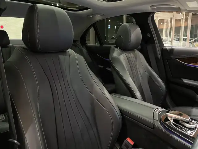 メルセデス・ベンツ Ｅ４００ 4マチック エクスクルーシブ 道央・札幌 2017(平29)年 3.4万km オブシディアンブラック エクスクルーシブパッケージ/・パノラミックススライディングルーフ/・Burmesterサラウンド/・エアバランスパッケージ/Carlsson19インチAW/レーダーセーフティパッケージ/・ACC、PRE－SAFE/・ブレインドスポットアシスト/・ステアリングパイロット/・リアCPA/エアサス/360°カメラ/禁煙車/純正HDＤナビ/フルセグＴＶ/ナッパレザーシート、シートヒーター