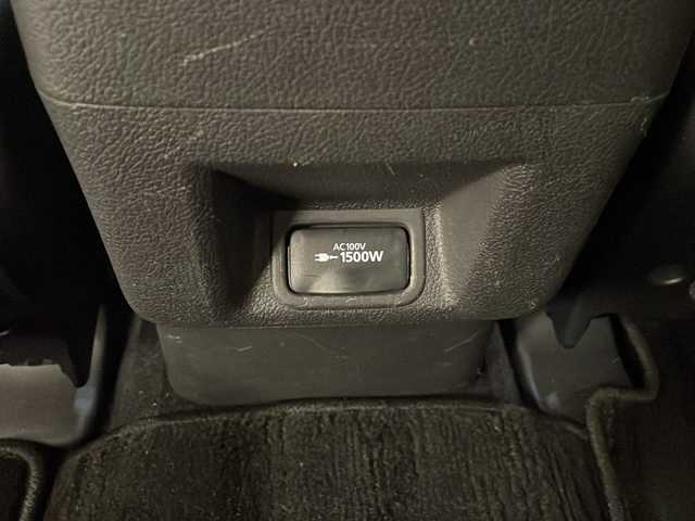 三菱 アウトランダー ＰＨＥＶ G ナビパッケージ 岐阜県 2016(平28)年 6.7万km ルビーブラックP 4WD/三菱純正ナビゲーション(J-13)/アラウンドビューモニター/フルセグテレビ/Bluetooth/CD・DVD再生/ドライブレコーダー/ETC/レーダークルーズコントロール/パワーバックドア/オートエアコン/AC100V1500W/ハーフレザーシート/シートヒーター/パワーシート/ステアリングヒーター/パドルシフト/プッシュスタート/スマートキー/純正フロアマット/LEDヘッドライト/オートライト/前後コーナーセンサー/純正アルミホイール