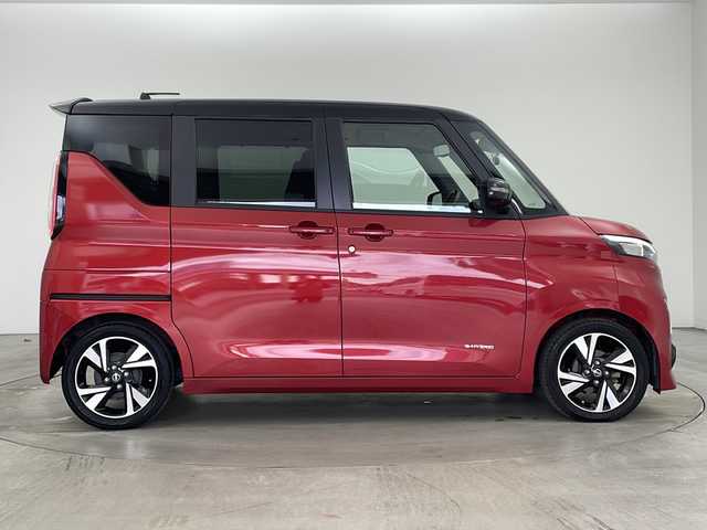 日産 ルークス HWS Gターボ プロパイロットED 兵庫県 2022(令4)年 7.8万km スパークリングレッド/ブラック ・プロパイロット/・エマージェンシーブレーキ/・車線逸脱警報/・車線逸脱防止システム/・先行車発進お知らせ/・標識認識機能/・レーダークルーズコントロール/・Pioneer製9インチナビ＆フルセグ＆BT＆DVD/・アラウンドビューモニター/・ビルトインETC/・両側パワースライドドア/・ハンズフリーパワースライドドア/・電子パーキング/・オートホールド/・アイドリングストップ/・スマートキー/・プッシュスタート/・純正15インチアルミホイール/・LEDヘッドライト/・フォグ/・オートライト/・オートマチックハイビーム/・革調シートカバー/・前後ドライブレコーダー