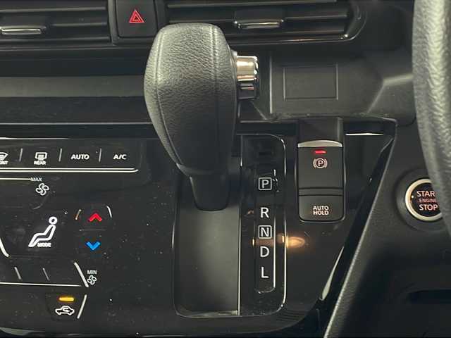 日産 ルークス HWS Gターボ プロパイロットED 兵庫県 2022(令4)年 7.8万km スパークリングレッド/ブラック ・プロパイロット/・エマージェンシーブレーキ/・車線逸脱警報/・車線逸脱防止システム/・先行車発進お知らせ/・標識認識機能/・レーダークルーズコントロール/・Pioneer製9インチナビ＆フルセグ＆BT＆DVD/・アラウンドビューモニター/・ビルトインETC/・両側パワースライドドア/・ハンズフリーパワースライドドア/・電子パーキング/・オートホールド/・アイドリングストップ/・スマートキー/・プッシュスタート/・純正15インチアルミホイール/・LEDヘッドライト/・フォグ/・オートライト/・オートマチックハイビーム/・革調シートカバー/・前後ドライブレコーダー