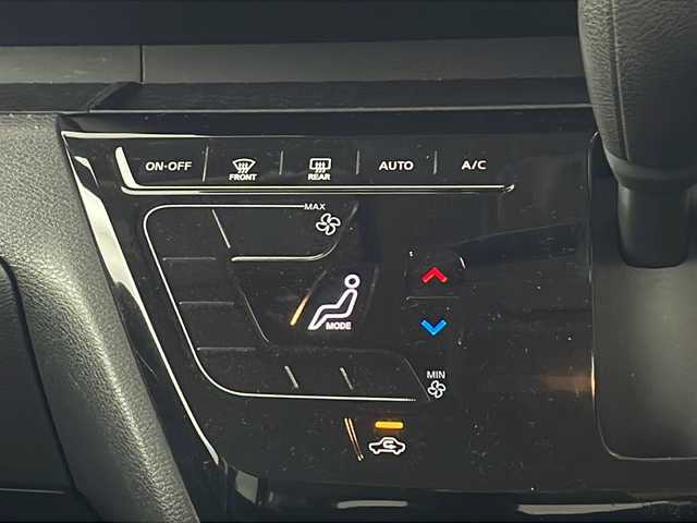 日産 ルークス HWS Gターボ プロパイロットED 兵庫県 2022(令4)年 7.8万km スパークリングレッド/ブラック ・プロパイロット/・エマージェンシーブレーキ/・車線逸脱警報/・車線逸脱防止システム/・先行車発進お知らせ/・標識認識機能/・レーダークルーズコントロール/・Pioneer製9インチナビ＆フルセグ＆BT＆DVD/・アラウンドビューモニター/・ビルトインETC/・両側パワースライドドア/・ハンズフリーパワースライドドア/・電子パーキング/・オートホールド/・アイドリングストップ/・スマートキー/・プッシュスタート/・純正15インチアルミホイール/・LEDヘッドライト/・フォグ/・オートライト/・オートマチックハイビーム/・革調シートカバー/・前後ドライブレコーダー