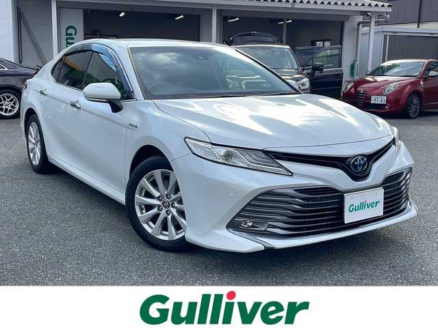トヨタ カムリ G 山口県 2020(令2)年 11.7万km プラチナホワイトパールマイカ ワンオーナー/プリクラッシュセーフティシステム/レーダークルーズコントロール/純正メーカーナビ/DVD再生可/Bluetooth/Miracast/バックカメラ/クリアランスソナー/ビルトインETC/D席パワーシート/前後ドライブレコーダー/LEDヘッドランプ/フォグランプ/オートライト/革巻きステアリング/ステアリングスイッチ/純正17インチアルミホイール/スタッドレスタイヤ付き社外AW/オート電動格納ミラー/エンジンプッシュスタート/スペアキー/保証書/取扱説明書