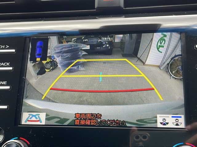 トヨタ カムリ G 山口県 2020(令2)年 11.7万km プラチナホワイトパールマイカ ワンオーナー/プリクラッシュセーフティシステム/レーダークルーズコントロール/純正メーカーナビ/DVD再生可/Bluetooth/Miracast/バックカメラ/クリアランスソナー/ビルトインETC/D席パワーシート/前後ドライブレコーダー/LEDヘッドランプ/フォグランプ/オートライト/革巻きステアリング/ステアリングスイッチ/純正17インチアルミホイール/スタッドレスタイヤ付き社外AW/オート電動格納ミラー/エンジンプッシュスタート/スペアキー/保証書/取扱説明書