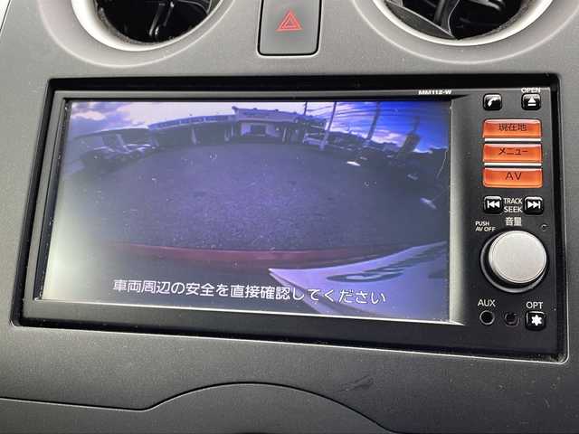 日産 ノート X 山口県 2013(平25)年 8.4万km ラディアントレッド 純正ナビ/CD/SD/ワンセグTV/バックカメラ/ヘッドライトレベライザー/アイドリングストップ/スマートキー/前後タイプドライブレコーダー/純正フロアマット/純正ドアバイザー/電動格納ドアミラー