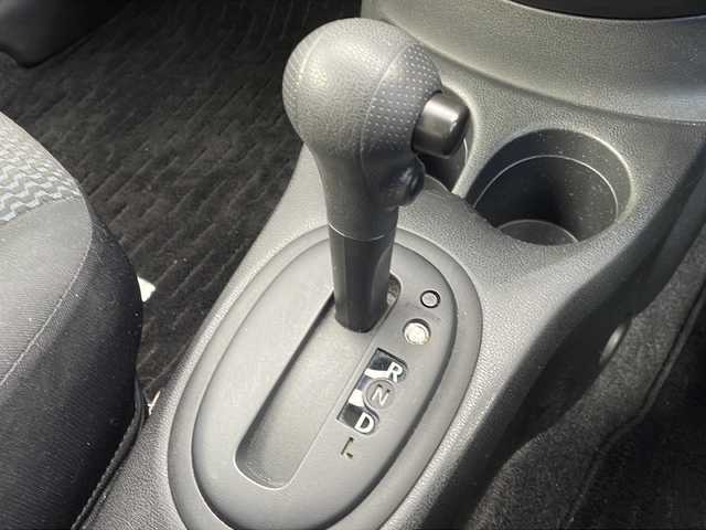 日産 ノート X 山口県 2013(平25)年 8.4万km ラディアントレッド 純正ナビ/CD/SD/ワンセグTV/バックカメラ/ヘッドライトレベライザー/アイドリングストップ/スマートキー/前後タイプドライブレコーダー/純正フロアマット/純正ドアバイザー/電動格納ドアミラー