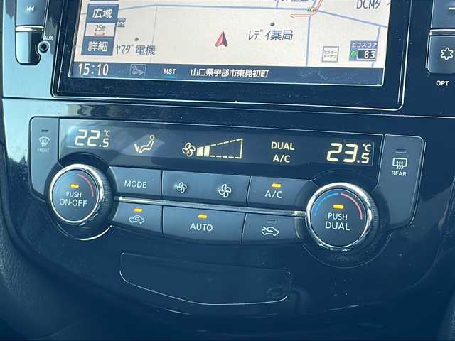 日産 エクストレイル 20X 山口県 2017(平29)年 6.5万km ブリリアントホワイトパール ワンオーナー/フリップダウンモニター/純正9インチナビ/・Bluetooth/・フルセグテレビ/・DVD再生/ETC/エマージェンシーブレーキ/クリアランスソナー/バックカメラ/純正LEDヘッドライト/オートライト/純正アルミホイール/純正フロアマット/ドアバイザー/プッシュスタート/スマートキー/スペアキー有/取扱説明書/保証書