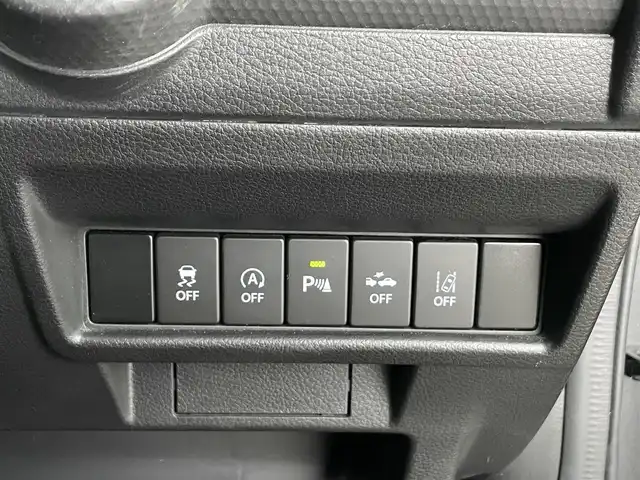 スズキ クロスビー HYBRID MZ 香川県 2017(平29)年 7万km ミネラルグレーM 登録時走行距離69444km/パイオニア製8型メモリナビ【AVIC-RL902】/（フルセグTV/Bluetooth/DVD/iPod/MSV）/バックカメラ/前方ドライブレコーダー【DRY-ST5100】/セーフティサポート/・デュアルセンサーブレーキサポート（衝突軽減）/・車線逸脱警報機能/後方コーナーセンサー/クルーズコントロール/前席シートヒーター/革巻きステアリング/ステアリングスイッチ/パドルシフト/オートライト/LEDヘッドライト/LEDフォグライト/ETC/純正16インチアルミホイール/純正フロアマット/純正ドアバイザー/後席パーソナルテーブル/ISOFIX/ウィンカー付電動格納ミラー