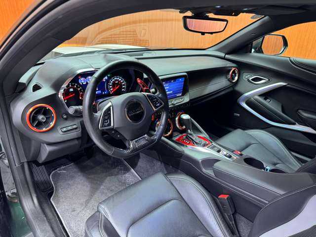 シボレー カマロ LT RS ヘリテージエディション 千葉県 2020(令2)年 1.9万km ＤグリーンＭ ３０台限定車　/クルコン　/ＨＵＤ　/黒革シート　/ＣａｒＰｌａｙ　/ＢＯＳＥサウンド　/ディスプレイオーディオ　/Ｂｌｕｅｔｏｏｔｈ接続　/Ｂカメラ　/シートＨ　/ベンチレーション　/ステアリングヒーター　/１オーナー