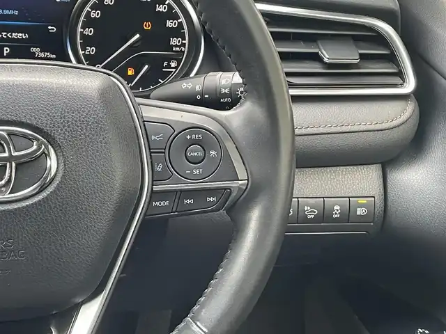 トヨタ カムリ G レザーパッケージ 佐賀県 2017(平29)年 7.4万km エモーショナルレッド TRDフルエアロ/トヨタセーフティセンス/・プリクラッシュセーフティ/・レーンディパーチャーアラート/・レーダークルーズコントロール/・オートマチックハイビーム/インテリジェントクリアランスソナー/ブラインドスポットモニター/リアクロストラフィックアラート/純正SDナビ/・バックカメラ/・フルセグTV/BT/CD/DVD/・TVキャンセラー/純正ドラレコ/純正18インチAW/レザーシート/前席パワーシート/前席シートヒーター/LEDヘッドライト/フォグランプ/プッシュスタート/電動パーキングスイッチ/取扱説明書/保証書