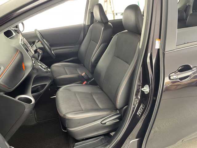 トヨタ シエンタ G クエロ 宮崎県 2017(平29)年 5万km クールボルドーガラスフレーク 禁煙車/社外8型SDナビゲーション/フルセグ　Bluetooth　CD DVD/両側電動スライドドア/ETC/ドライブレコーダー/セーフティセンス/プリクラッシュセーフティシステム/レーンディパーチャーアラート/オートハイビーム/先行車発進告知機能/前後ソナー/アイドリングストップ/革巻きステアリング/ステアリングスイッチ/ハーフレザーシート/プッシュスタート/スマートキー/LEDヘッドランプ/オートライト/フロントフォグランプ/電格ミラー