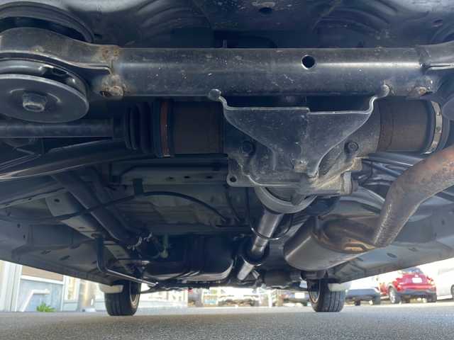 ホンダ Ｎ ＢＯＸ SSパッケージ 岐阜県 2015(平27)年 10万km プレミアムホワイトパール 禁煙車/純正ナビ/フルセグTV/Bluetooth/４WD/両側パワースライドドア/シートヒーター/カーテンエアバッグ/アイドリングストップ/社外ETC/純正アルミホイール/純正フロアマット/プッシュスタート/スマートキー