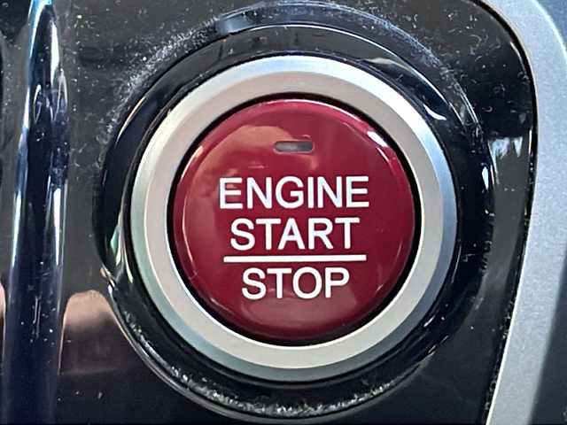 ホンダ Ｎ ＢＯＸ SSパッケージ 岐阜県 2015(平27)年 10万km プレミアムホワイトパール 禁煙車/純正ナビ/フルセグTV/Bluetooth/４WD/両側パワースライドドア/シートヒーター/カーテンエアバッグ/アイドリングストップ/社外ETC/純正アルミホイール/純正フロアマット/プッシュスタート/スマートキー