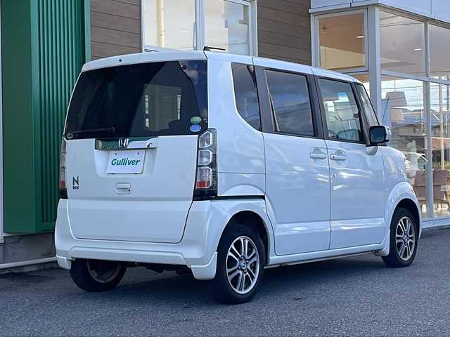 ホンダ Ｎ ＢＯＸ SSパッケージ 岐阜県 2015(平27)年 10万km プレミアムホワイトパール 禁煙車/純正ナビ/フルセグTV/Bluetooth/４WD/両側パワースライドドア/シートヒーター/カーテンエアバッグ/アイドリングストップ/社外ETC/純正アルミホイール/純正フロアマット/プッシュスタート/スマートキー