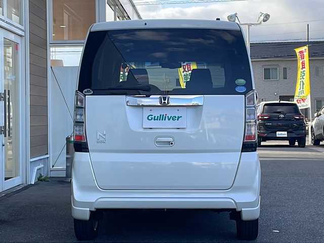 ホンダ Ｎ ＢＯＸ SSパッケージ 岐阜県 2015(平27)年 10万km プレミアムホワイトパール 禁煙車/純正ナビ/フルセグTV/Bluetooth/４WD/両側パワースライドドア/シートヒーター/カーテンエアバッグ/アイドリングストップ/社外ETC/純正アルミホイール/純正フロアマット/プッシュスタート/スマートキー