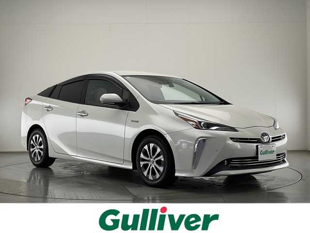 トヨタ プリウス A プレミアム 宮崎県 2019(令1)年 5.4万km ホワイトパールクリスタルシャイン Toyota Safety Sense/〇プリクラシュセーフティ/〇レーンディパーチャーアラート/〇ブラインドスポットモニター/〇リアクロストラフィックアラート/〇パーキングサポートブレーキ/〇レーダークルーズコントロール/〇クリアランスソナー/〇オートマチックハイビーム/〇ヘッドアップディスプレイ/純正11.6型メーカーナビ/JBLサウンドシステム/フルセグTV/バックカメラ/レザーシート/パワーシート/シートヒーター/シートベンチレーション/インテリジェントパーキングアシスト/AC100V電源/LEDヘッドライト/ビルトインETC2.0/前後ドライブレコーダー/保証書