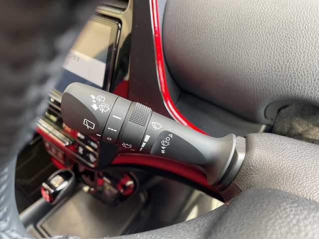 トヨタ プリウス S ツーリングセレクション 愛知県 2021(令3)年 1.7万km エモーショナルレッドⅡ プリクラッシュセーフティー/純正9型ナビ ＳＤカードなし/全方位カメラ/レーダークルーズコントロール/シートヒーター/フルセグ/CD DVD/Bluetooth/バックカメラ/コーナーセンサー/アルミホイール/ステアリングヒーター/オートマチックハイビーム/ETC/ステアリングスイッチ/スマートキー/プッシュスタート