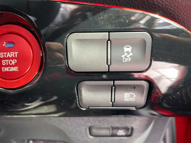 トヨタ プリウス S ツーリングセレクション 愛知県 2021(令3)年 1.7万km エモーショナルレッドⅡ プリクラッシュセーフティー/純正9型ナビ ＳＤカードなし/全方位カメラ/レーダークルーズコントロール/シートヒーター/フルセグ/CD DVD/Bluetooth/バックカメラ/コーナーセンサー/アルミホイール/ステアリングヒーター/オートマチックハイビーム/ETC/ステアリングスイッチ/スマートキー/プッシュスタート
