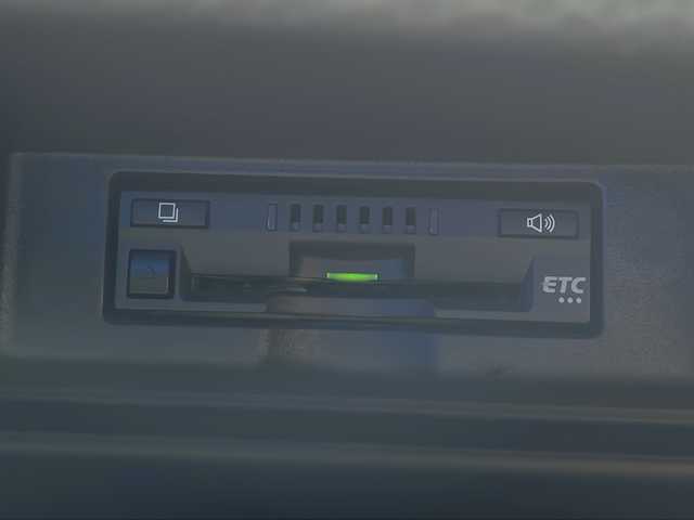 トヨタ ハリアー エレガンス GRスポーツ 山口県 2020(令2)年 3.8万km ホワイトパールクリスタルシャイン ワンオーナー/純正9インチナビ/・フルセグテレビ/・Bluetooth/・AM/FM/CD/DVD/バックカメラ/ETC/ドライブレコーダー/トヨタセーフティセンス/・プリクラッシュセーフティ/・レーンディパーチャーアラート/・オートマチックハイビーム/・レーダークルーズコントロール/D席パワーシート/純正LEDヘッドライト/スマートキー/スペアキー/純正フロアマット/サイドバイザー/アイドリングストップ/純正19インチAW