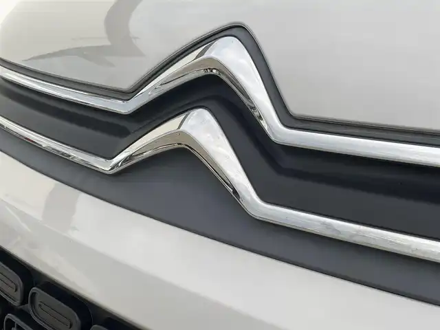 シトロエン シトロエン ベルランゴ シャイン XTRパック 東京都 2020(令2)年 1万km サーブル AppleCarPlay/AndroidAuto/ブラインドスポットモニター/レーンキープアシスト/アダプティブクルーズコントロール/インテリジェントハイビーム/アンビエンスライト/パドルシフト/パノラマガラスルーフ/ブラックドアミラー/ブラックリアスポイラー/ブラックルーフレール/サイドカメラ/バックカメラ/ISOFIX/スマートキー/プッシュスタート/ETC/オーバーヘッドコンソール/シートバックテーブル