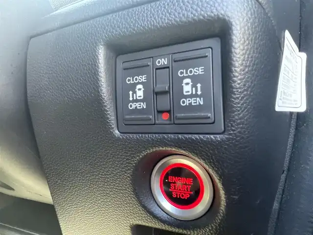 ホンダ Ｎ ＢＯＸ カスタム G EX ターボ ホンダセンシング 福岡県 2018(平30)年 8.5万km プレミアムグラマラスブロンズP (株)IDOMが運営する【じしゃロン八幡西店】の自社ローン専用車両になります。こちらは現金またはオートローンご利用時の価格です。自社ローンご希望の方は別途その旨お申付け下さい/社外ナビ AVN-D7/TV/CD/DVD/BT/バックカメラ/ホンダセンシング/両側パワースライドドア/ETC/ドライブレコーダー
