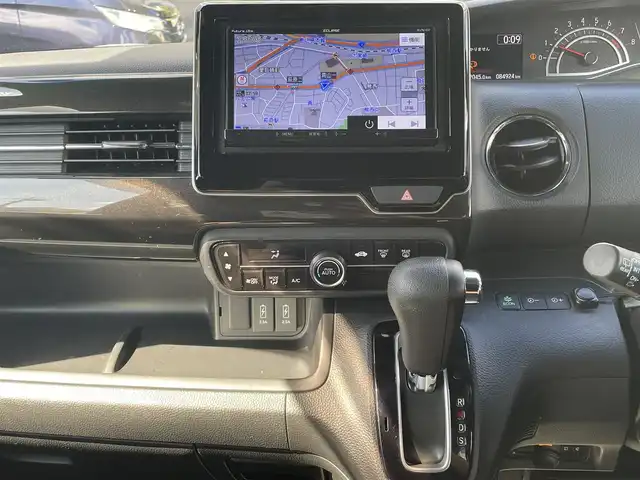 ホンダ Ｎ ＢＯＸ カスタム G EX ターボ ホンダセンシング 福岡県 2018(平30)年 8.5万km プレミアムグラマラスブロンズP (株)IDOMが運営する【じしゃロン八幡西店】の自社ローン専用車両になります。こちらは現金またはオートローンご利用時の価格です。自社ローンご希望の方は別途その旨お申付け下さい/社外ナビ AVN-D7/TV/CD/DVD/BT/バックカメラ/ホンダセンシング/両側パワースライドドア/ETC/ドライブレコーダー