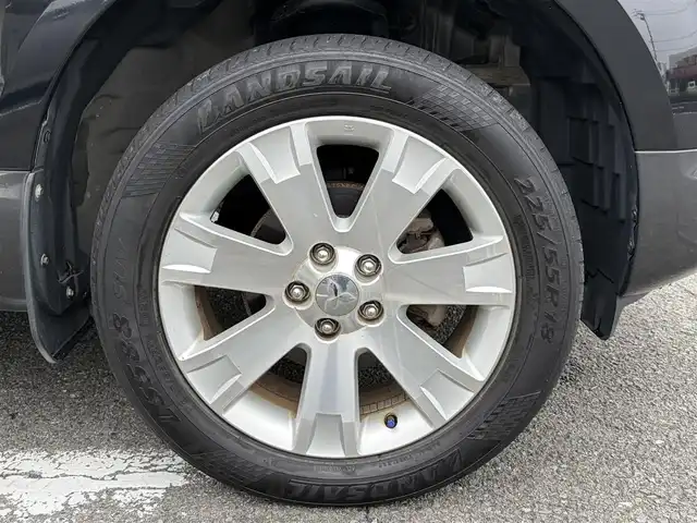 三菱 デリカＤ：５ G－Navi package 三重県 2008(平20)年 11.6万km ディープブラックマイカ ♪４WD/純正ナビ　/　・DVD再生・CD録音・TV/♪バック/左サイドカメラ/♪クルーズコントロール/♪パドルシフト/♪左側パワースライドドア/♪2WD/4WD切り替えスイッチ/♪キーレス/♪HIDヘッドライト/♪オートライト/♪革調シートカバー/♪革巻きステアリング/♪ステアリングスイッチ/♪電動格納ミラー/♪ウィンカーミラー/♪フロアマット/♪リアガラスフィルム施工/♪ドアバイザー/♪スペアタイヤ/♪横滑り防止機能(ASC)